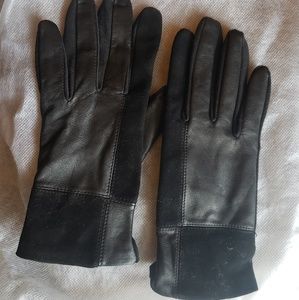 NEW LORD & TAYLOR Black Leather Gloves